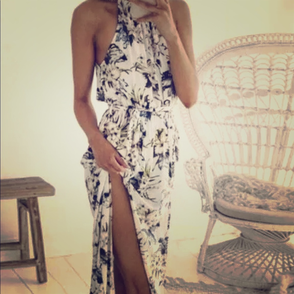 Gorgeous White Floral Dress